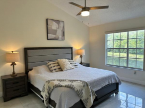 ELEGANT & LUXURIOUS FAMILY APARTMENT close to DISNEY WORLD